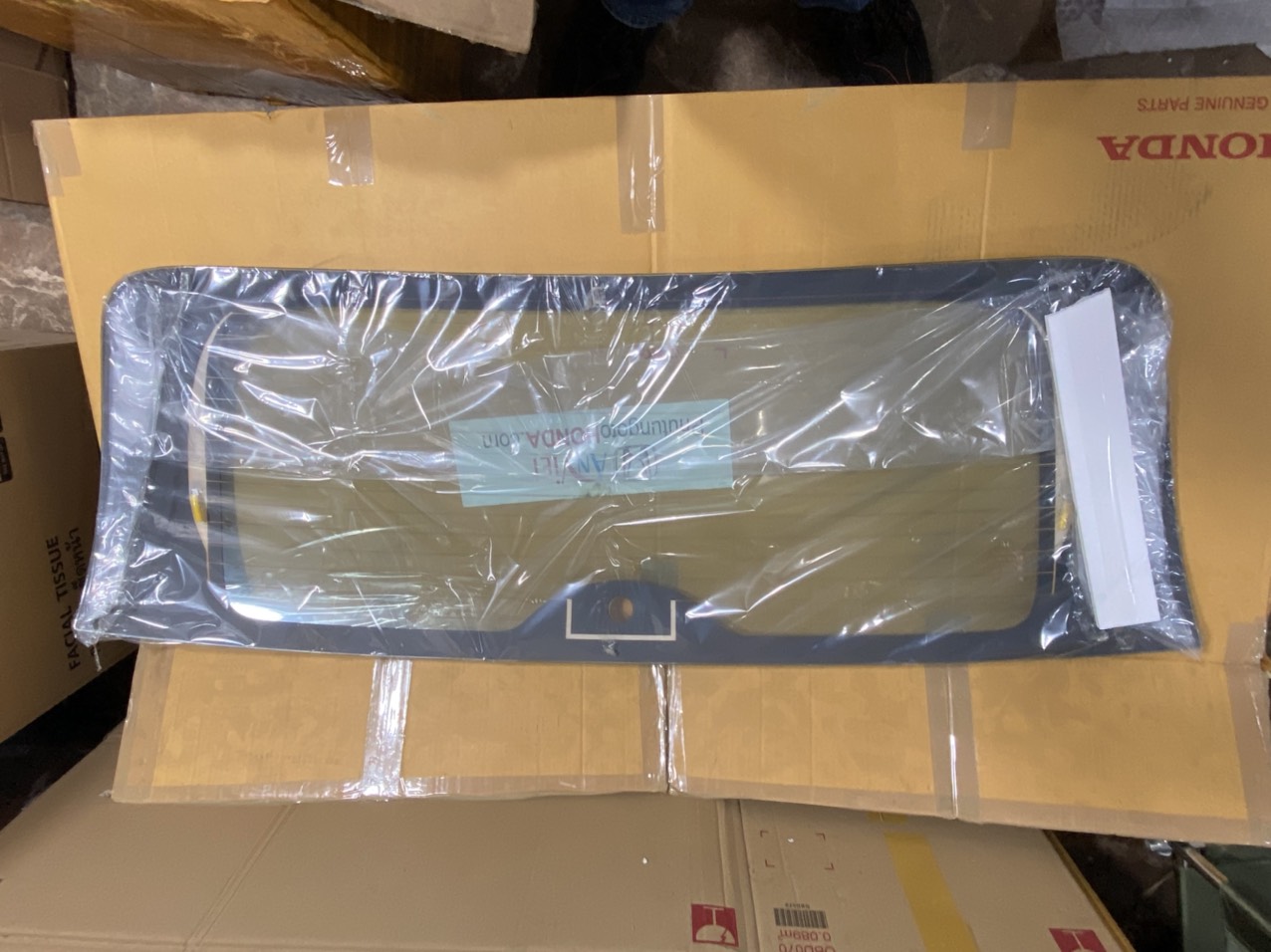 Kính cốp sau xe Honda CRV